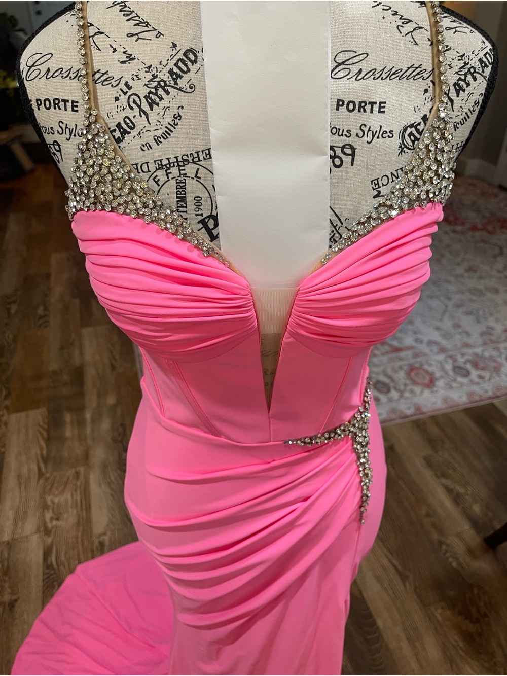 Beautiful Ashley Lauren~at a steal! Glamorous Pink Beaded-Shoulder Gown - Picture 2 of 8